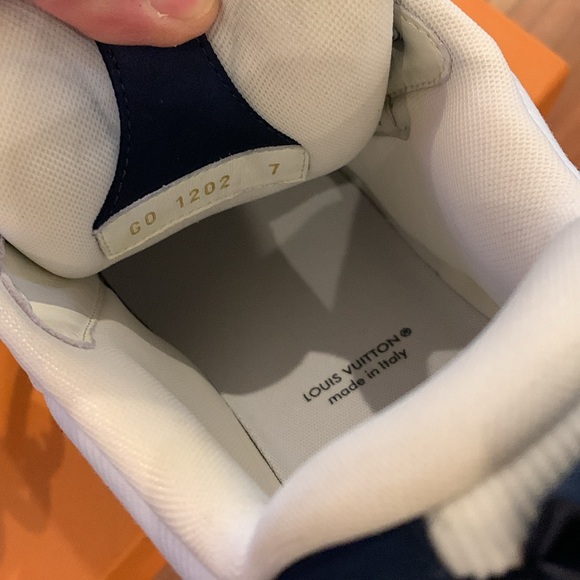 🤩 Used mens LV skate sneaker - Picture 6 of 13